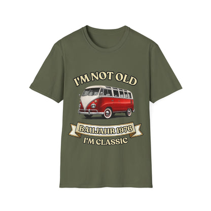 True Insights T-Shirt Baujahr 1976 Classic Bus Oldtimer Motiv in Militärgrün, Vintage Jahrgang Design