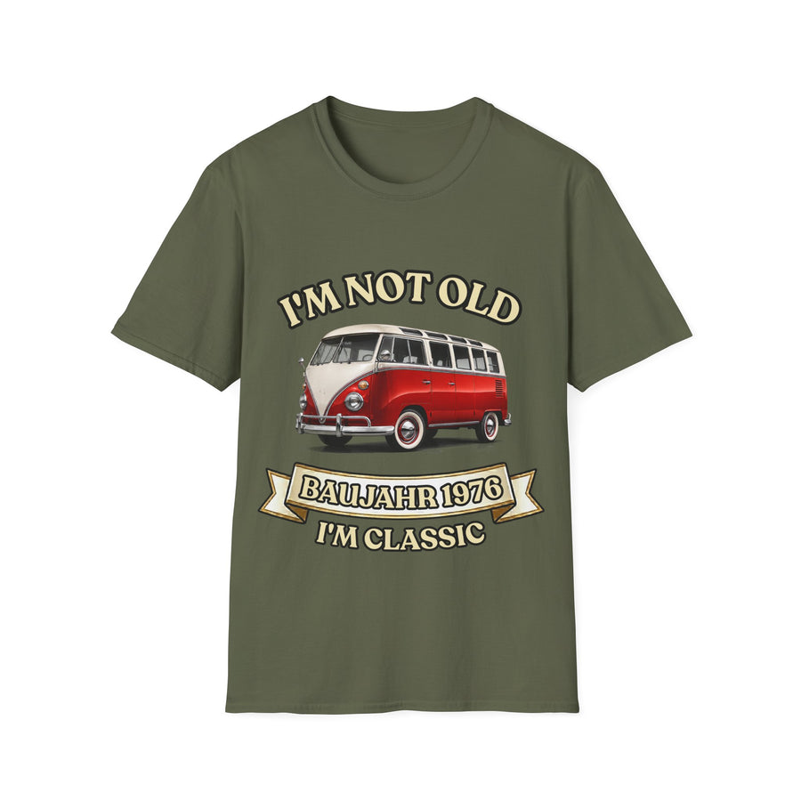 True Insights T-Shirt Baujahr 1976 Classic Bus Oldtimer Motiv in Militärgrün, Vintage Jahrgang Design