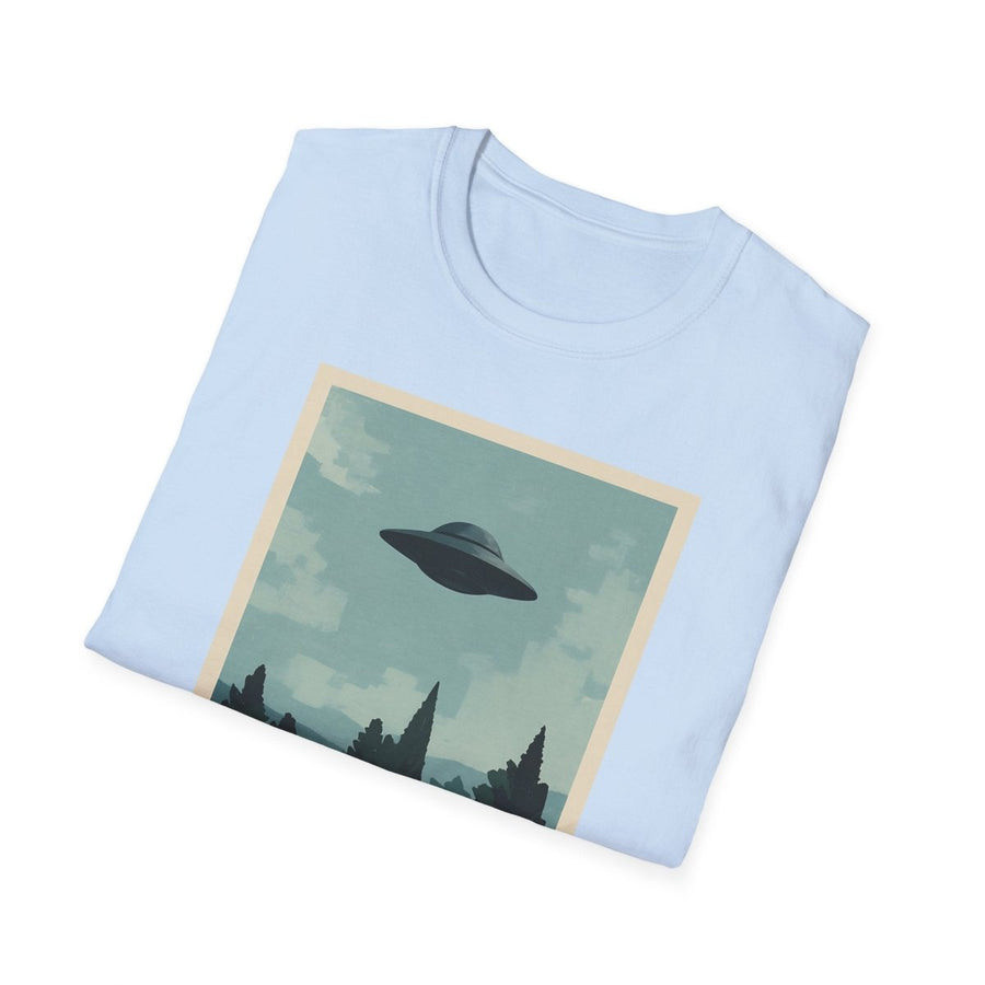True Insights T-Shirt I Want To Believe UFO Vintage getragen im lässigen Streetstyle Look