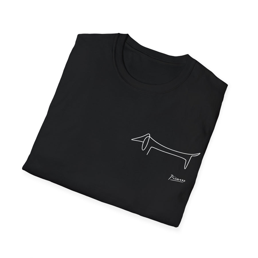 Schwarzes T-Shirt mit minimalistischer Dackel-Linienzeichnung und „Picasso“-Signatur.