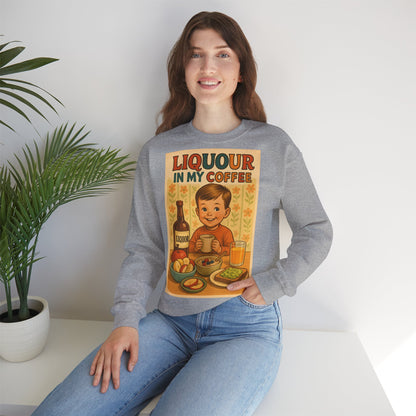 Sweatshirt – Liquor In My Coffee Sweatshirt | Retro Frühstücks-Pullover mit Satire-Motiv | Geschenk für Kaffee-Fans mit Humor | True Insights Design mit Humor