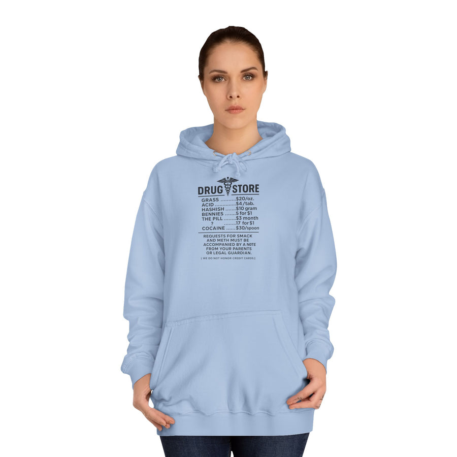 Drug Store Hoodie – Vintage-Apotheken-Motiv mit schwarzem Humor