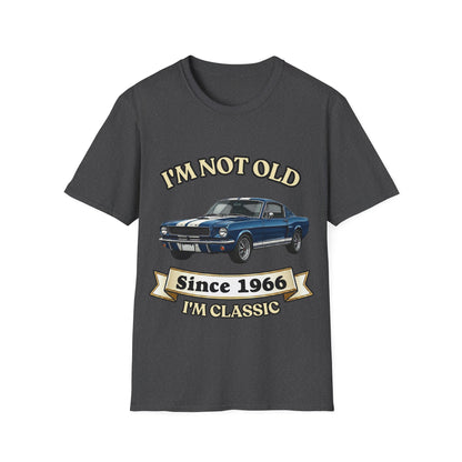 Jahrgang T-Shirt personalisierbar Wunsch-Baujahr | I'm Not Old I'm Classic | lustiges Geschenk zum runden Geburtstag Papa Opa Mann | Oldtimer Retro Kultauto Vintage | True Insights