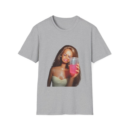 Party Doll T-Shirt – Lustiges Party Shirt