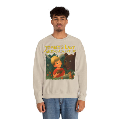 Sweatshirt – Tommy’s Last Camping Adventure Sweatshirt – Schwarzer Humor trifft Retro-Kinderbuchstil | True Insights Design mit Humor
