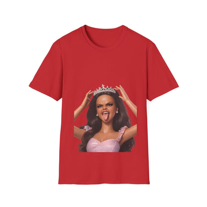 Barbicore T-Shirt Unisex – Freche Puppen-Prinzessin mit Krone & Zunge raus, Pink Aesthetic Statement Shirt