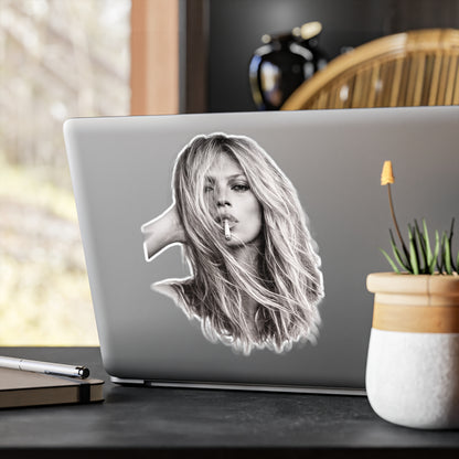 Sticker Frau Portrait Schwarz-Weiß – Stylisches Model mit Zigarette, Vintage Fashion Aufkleber für Laptop & Deko