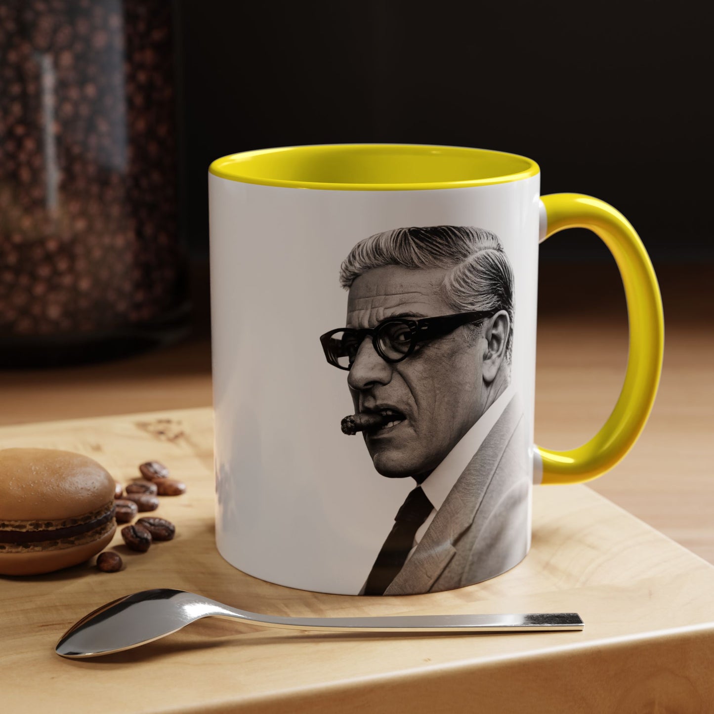 Aristoteles Onassis Kaffeetasse – Schwarz-Weiß Porträt mit Zigarre & Brille | Bunte Tasse für Geschichts- & Stil-Fans