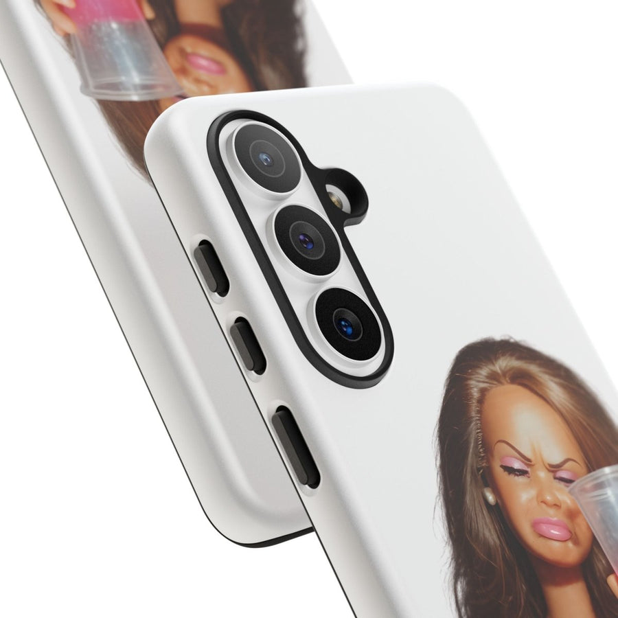 Handyhülle Pink Drink Doll – Lustiges Barbie-Meme für iPhone & Samsung