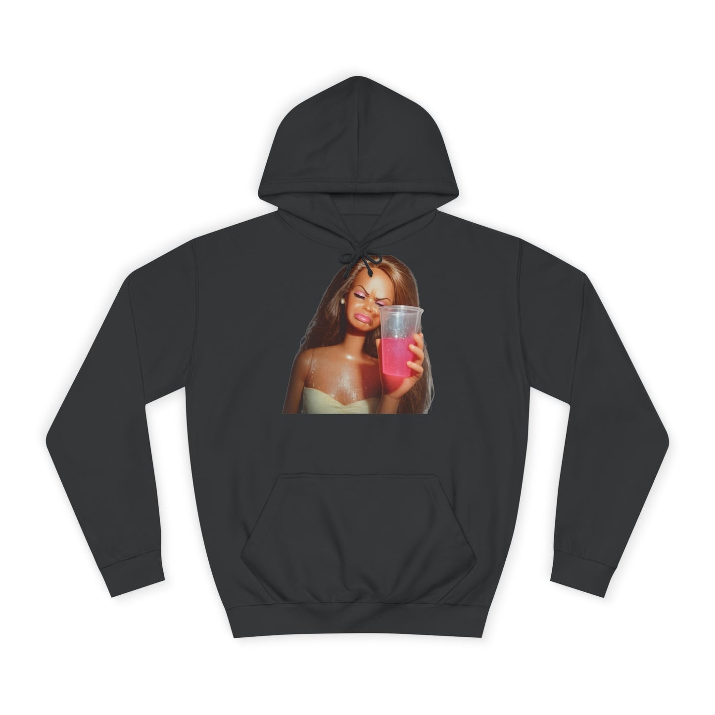 Doll Meme Barbicore Hoodie – Funny Sad Doll mit Pink Drink Kapuzenpullover für Meme-Fans & Pop-Culture-Liebhaber