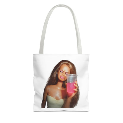 Doll Meme Barbicore Tote Bag – Lustige Puppe mit Pink Drink, Trendy Aesthetic Stoffbeutel für Fans