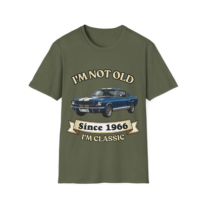 Jahrgang T-Shirt personalisierbar Wunsch-Baujahr | I'm Not Old I'm Classic | lustiges Geschenk zum runden Geburtstag Papa Opa Mann | Oldtimer Retro Kultauto Vintage | True Insights