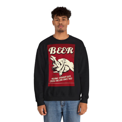 Sweatshirt – Witziges Retro Bier Sweatshirt – BEER - Helping Straight Guys Cross the Line Since 1862! Partywear Statement | True Insights Design mit Humor