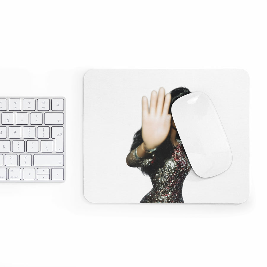 Tapis de souris Barbie Doll doigt d'honneur — Talk to the Hand drôle et sassy