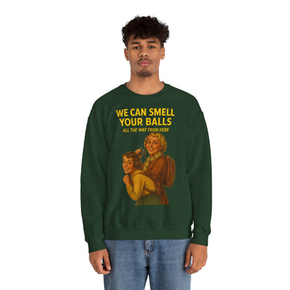 Sweatshirt – Vintage Sweatshirt – „We Can Smell Your Balls“ im Spioninnen-Stil | True Insights Design mit Humor