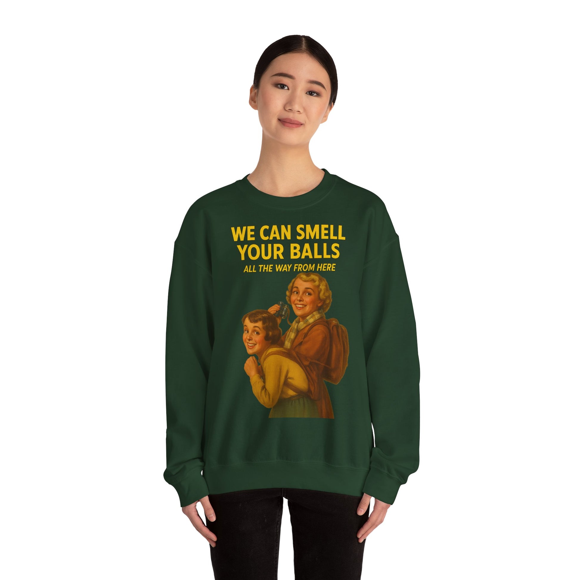 Sweatshirt – Vintage Sweatshirt – „We Can Smell Your Balls“ im Spioninnen-Stil | True Insights Design mit Humor