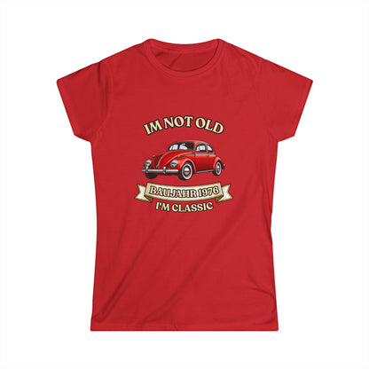 True Insights Damen Shirt Baujahr 1976 Vintage Käfer Auto in Rot, Geburtstagsgeschenk Im Not Old Im Classic