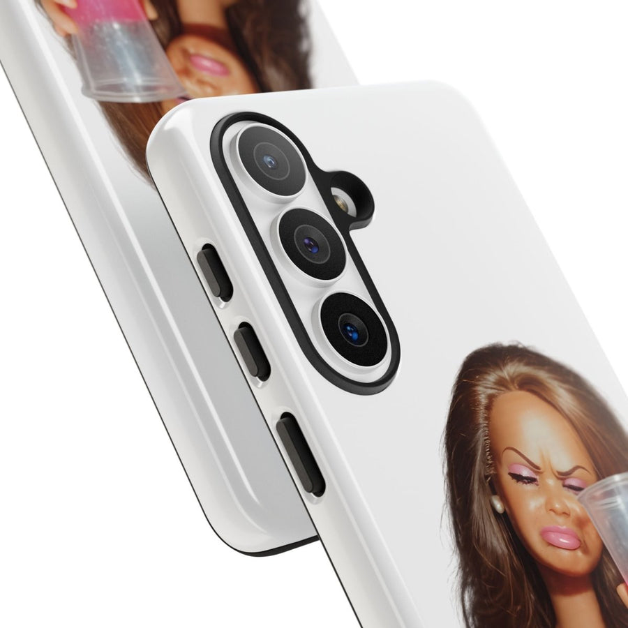 Handyhülle Pink Drink Doll – Lustiges Barbie-Meme für iPhone & Samsung