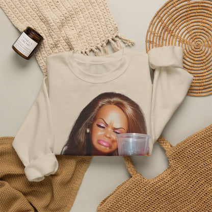 Doll Meme Barbicore Sweatshirt – Lustiges Pink Drink Puppen-Meme Pullover für Partys & Selfmade-Diven
