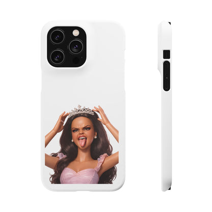 Barbicore Handyhülle – Frecher Beauty Queen Look mit Tiara & Zunge raus | Pink Puppen-Style Case für Fashion-Fans