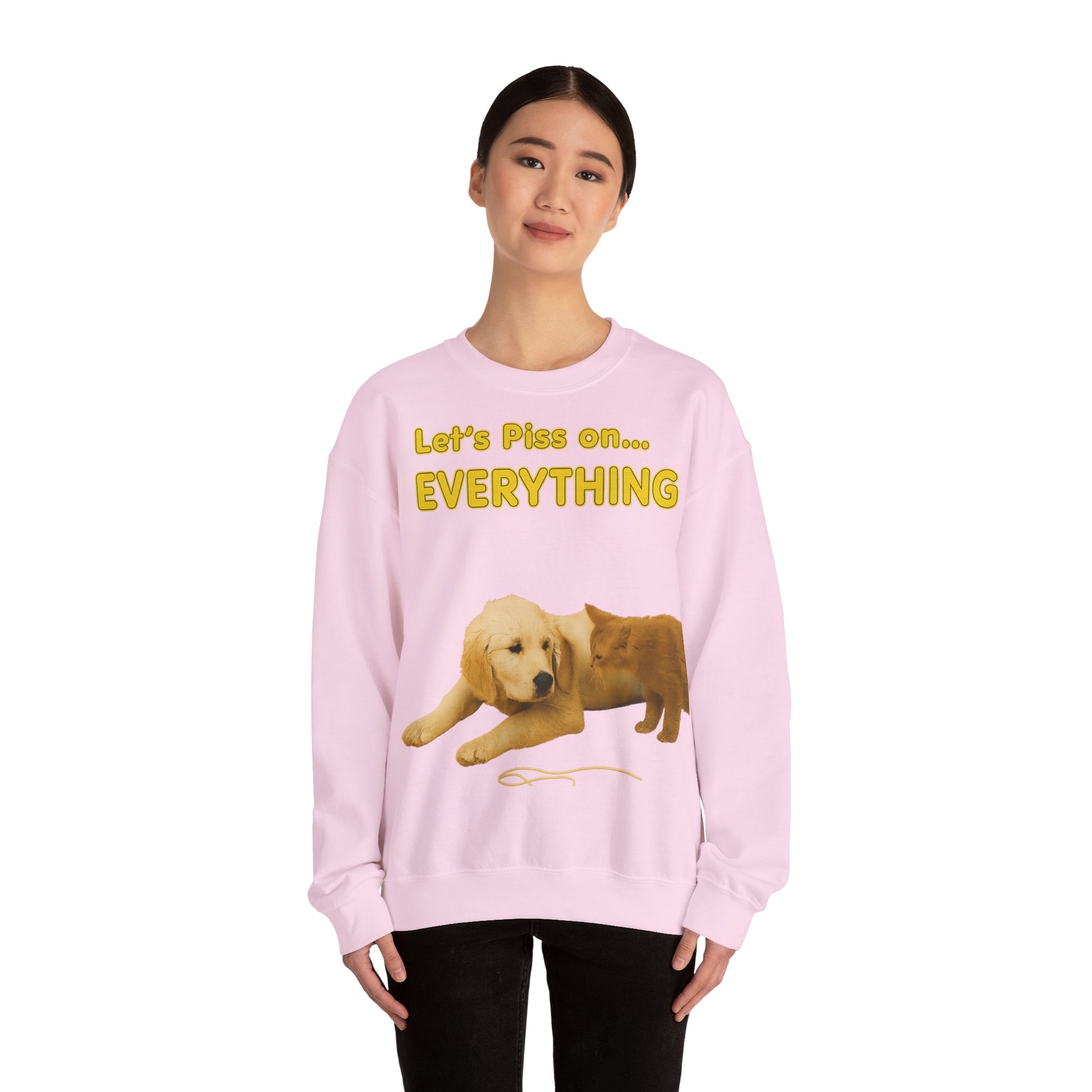 Vintage Motiv – Let’s Piss on Everything – Satirisches Sweatshirt mit Hund & Katze | True Insights Design mit Humor