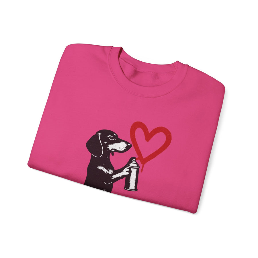 True Insights Dackel mit Sprühdose Sweatshirt – Street-Art-Graffiti-Motiv mit Herz