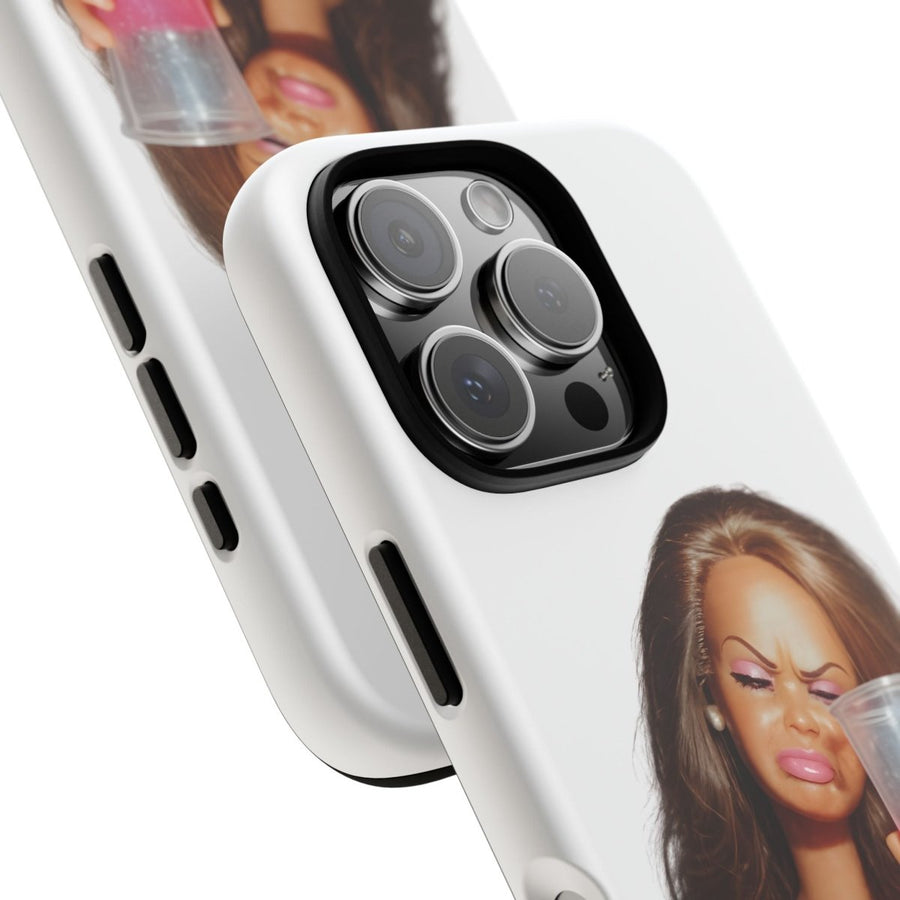 Handyhülle Pink Drink Doll – Lustiges Barbie-Meme für iPhone & Samsung