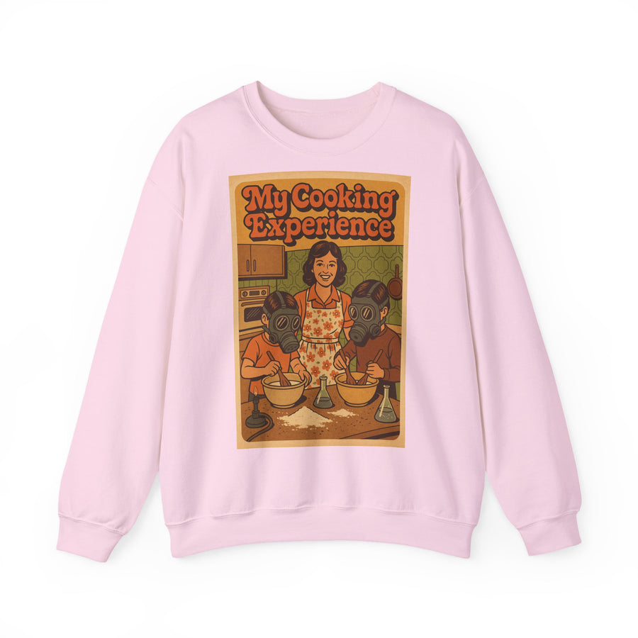 True Insights My First Cooking Experience Sweatshirt – Retro-Motiv mit Gasmasken in der Küche