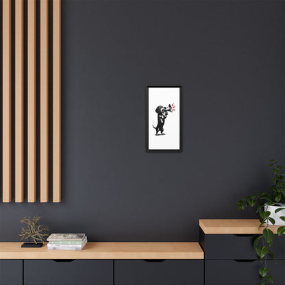 Dog with Megaphone – Satirisches Banksy-inspiriertes Kunstmotiv | Statement Design