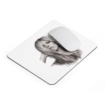 Kate Moss Porträt Mousepad – Ikonisches Schwarz-Weiß Foto Mauspad für Fashion Fans & stylisches Home Office