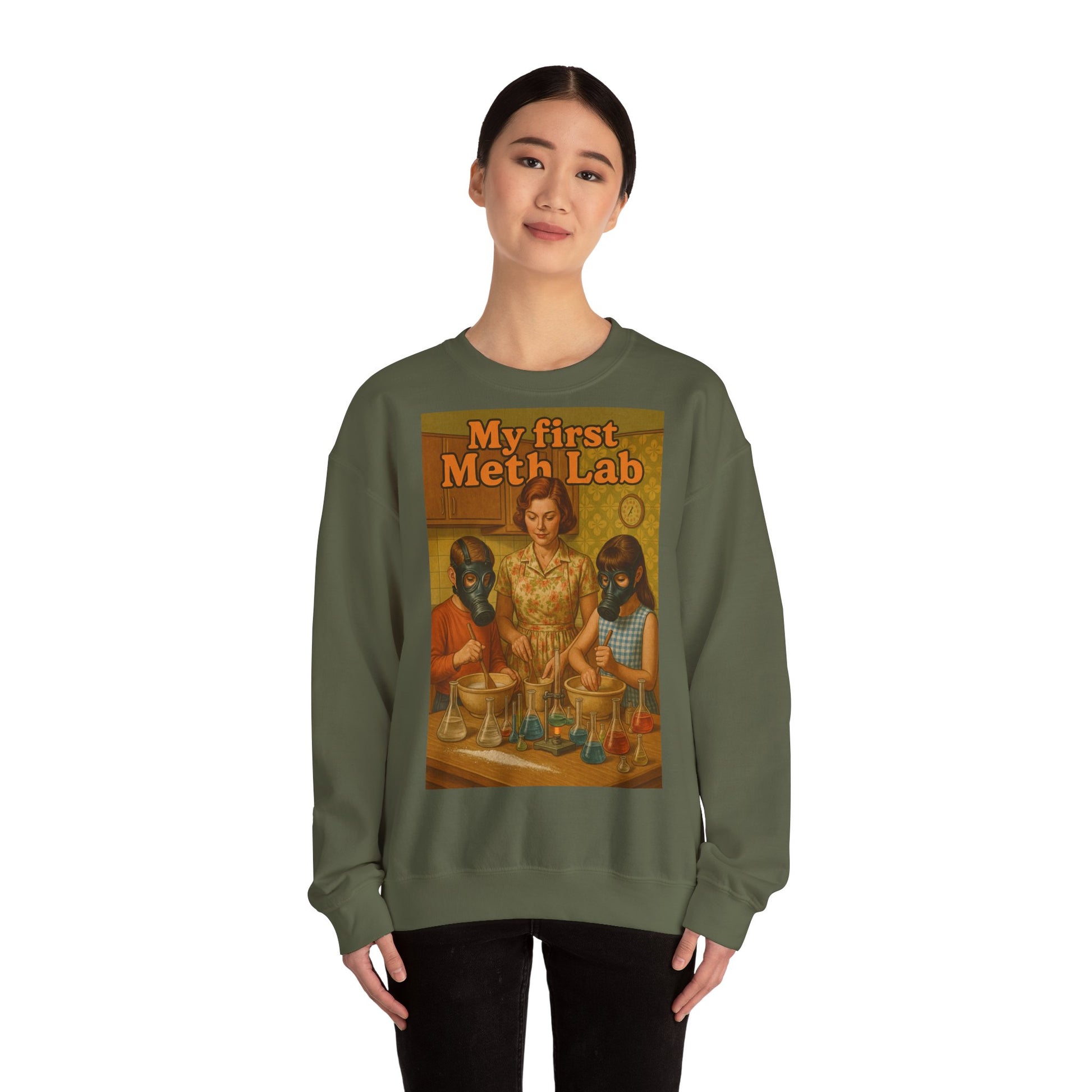 Sweatshirt – „My First Meth Lab“ Sweatshirt – Schwarzer Humor im Retro-Stil | True Insights Design mit Humor