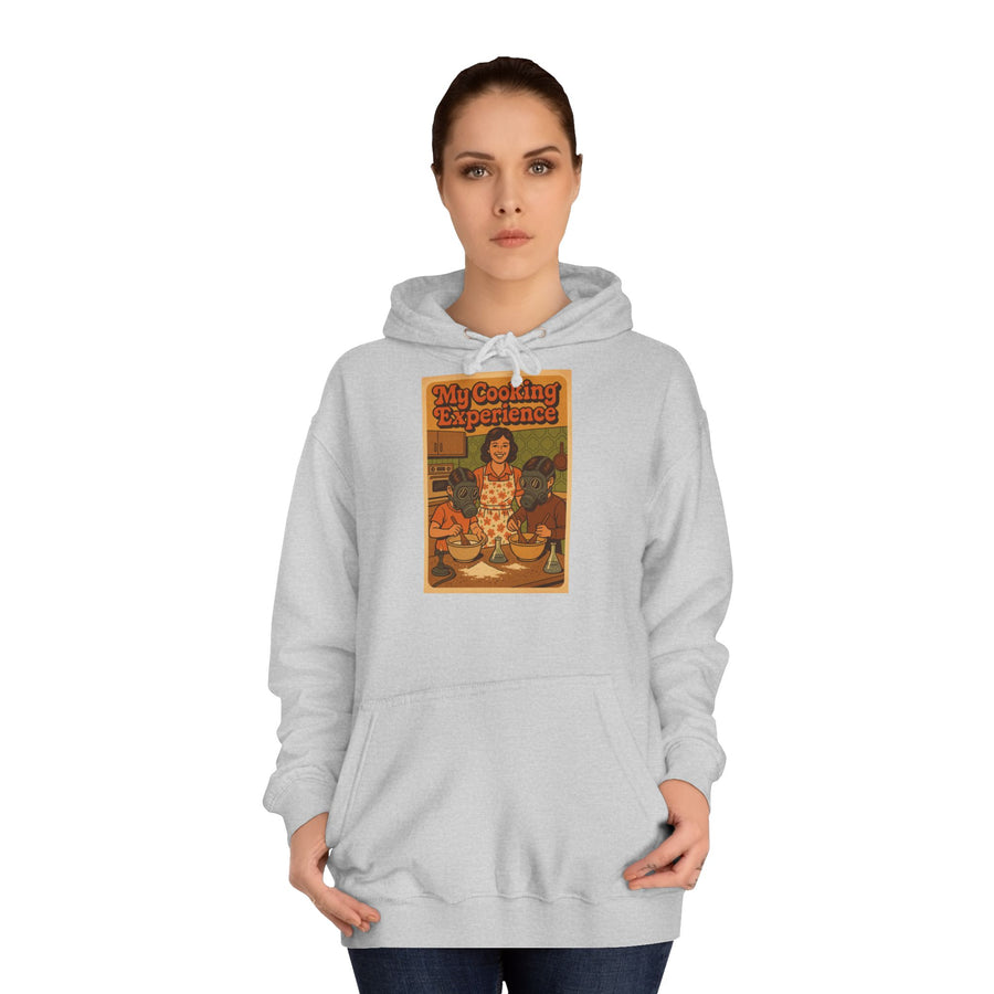 My First Cooking Experience Hoodie – Retro-Motiv mit Gasmasken in der Küche
