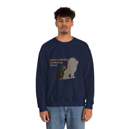 Inspirierendes Sweatshirt – Dackel mit Löwenschatten „Attitude“ – Lustiges Sweatshirt | True Insights – Bild 22