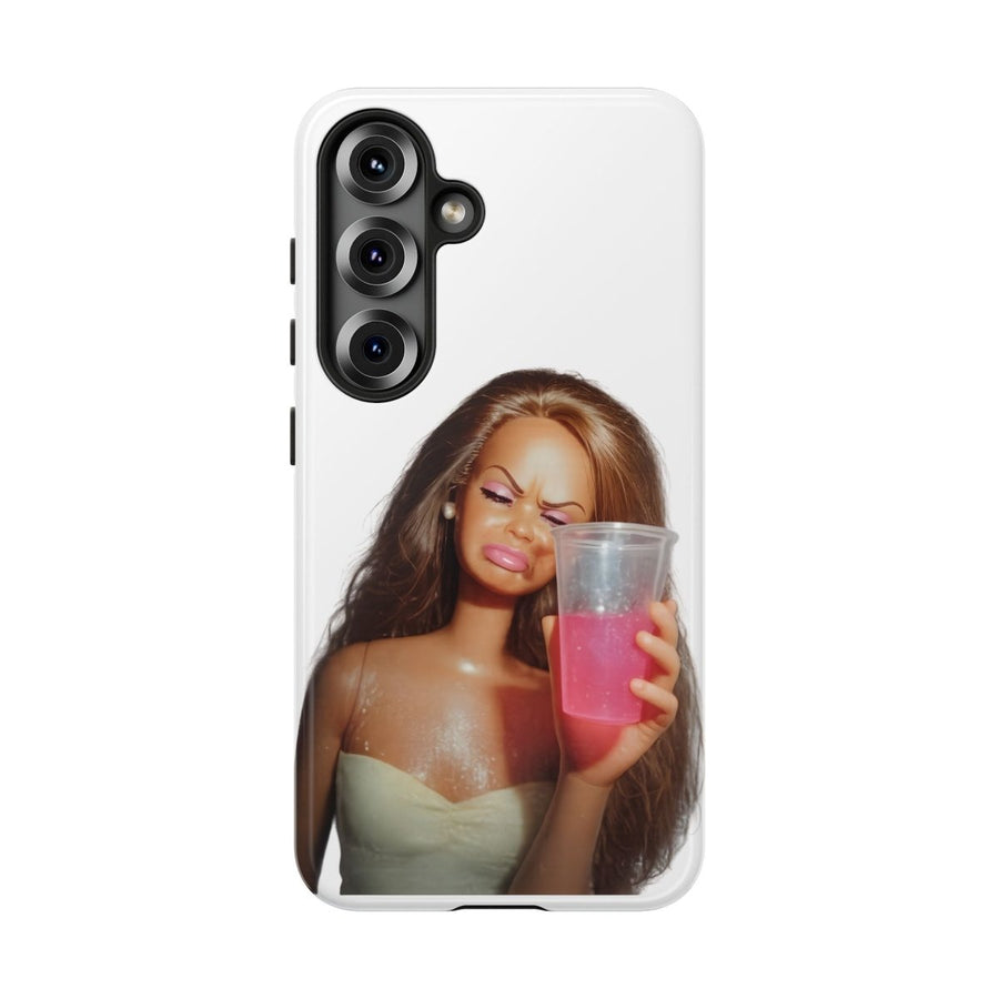 Handyhülle Pink Drink Doll – Lustiges Barbie-Meme für iPhone & Samsung