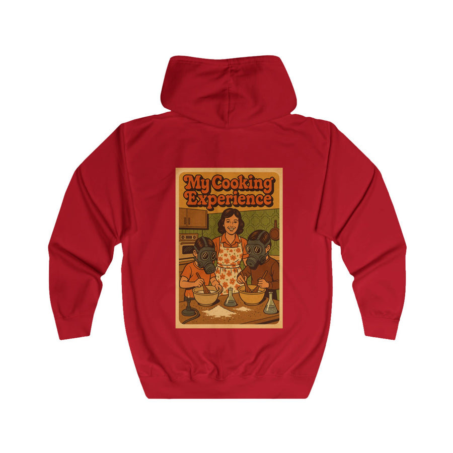 True Insights My First Cooking Experience Zip-Hoodie – Retro-Motiv mit Gasmasken in der Küche