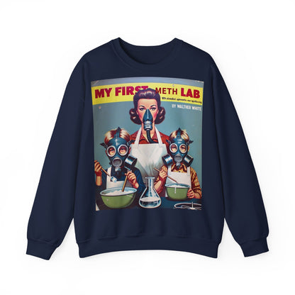 Sweatshirt – My First Meth Lab Sweatshirt | Lustiger Retro Pullover mit Satire-Print | Geschenk für Breaking Bad Fans & Dark Humor Lover | True Insights Design mit Humor