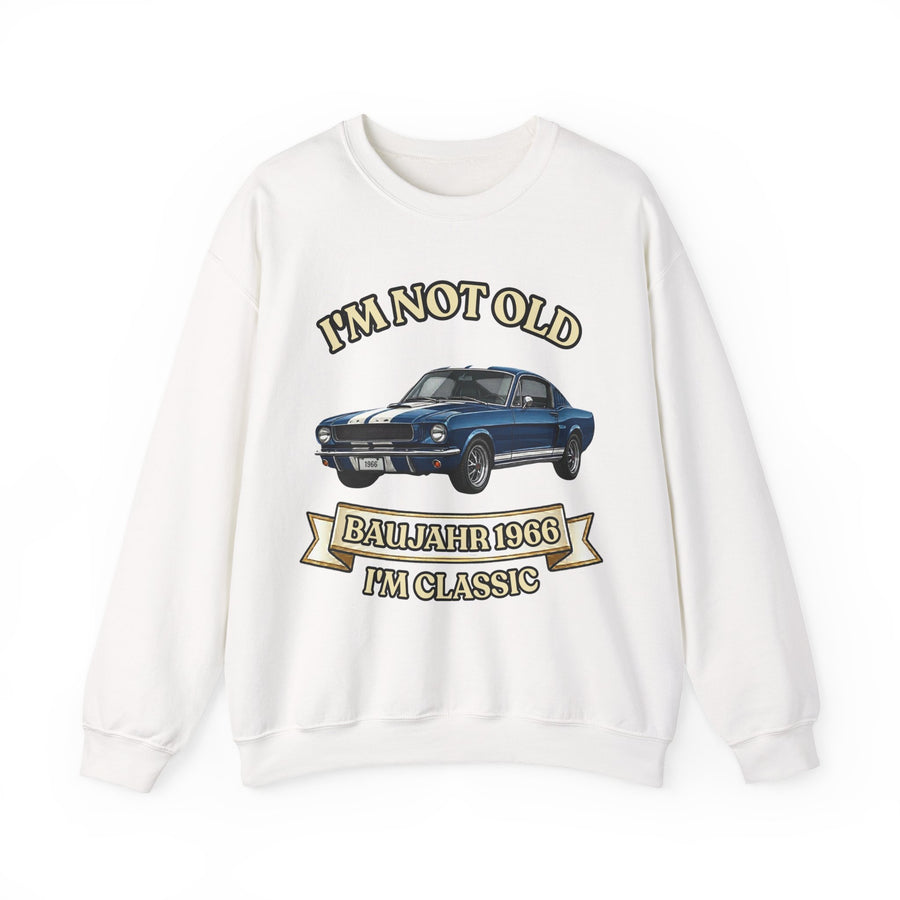 True Insights Sweatshirt Jahrgang 1966 blauer Sportwagen in Weiß, Geburtstagsgeschenk zum 60.