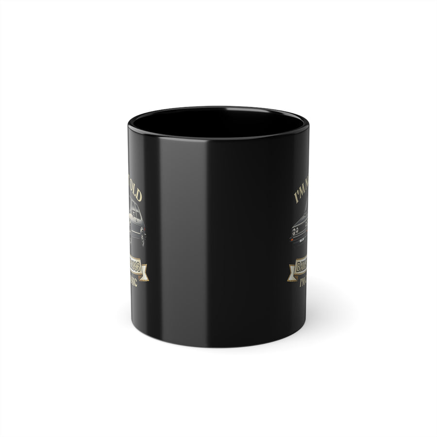 True Insights Geschenk zum 30. Geburtstag – Tasse Jahrgang 1996 VW Golf | I'm Not Old I'm Classic in Black