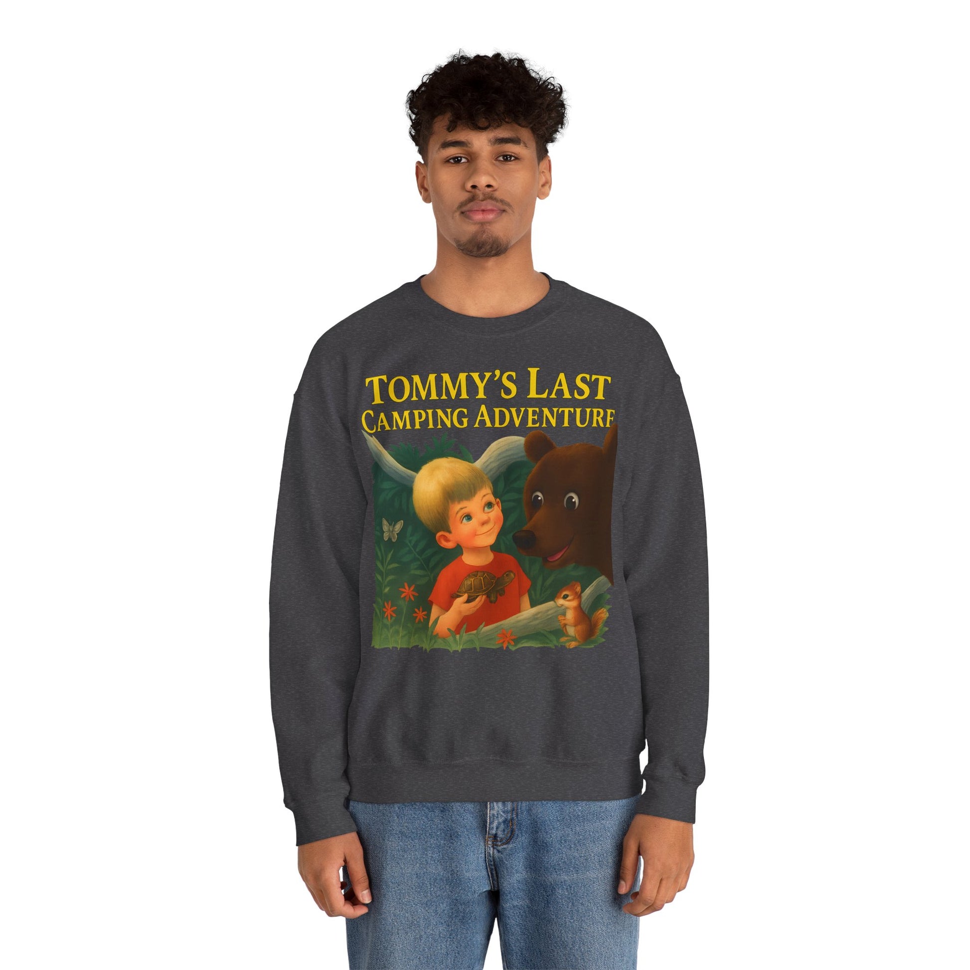 Sweatshirt – Tommy’s Last Camping Adventure Sweatshirt – Schwarzer Humor trifft Retro-Kinderbuchstil | True Insights Design mit Humor