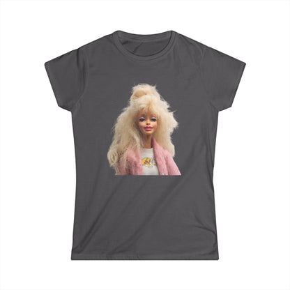 Retro Puppe Damen T-Shirt | Blondes Fashion Doll Motiv 80er 90er Style | Trendiges Statement Shirt für Frauen