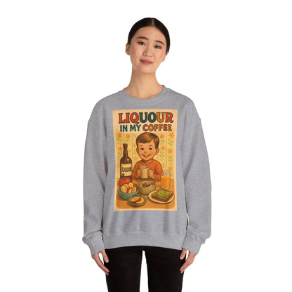 Sweatshirt – Liquor In My Coffee Sweatshirt | Retro Frühstücks-Pullover mit Satire-Motiv | Geschenk für Kaffee-Fans mit Humor | True Insights Design mit Humor