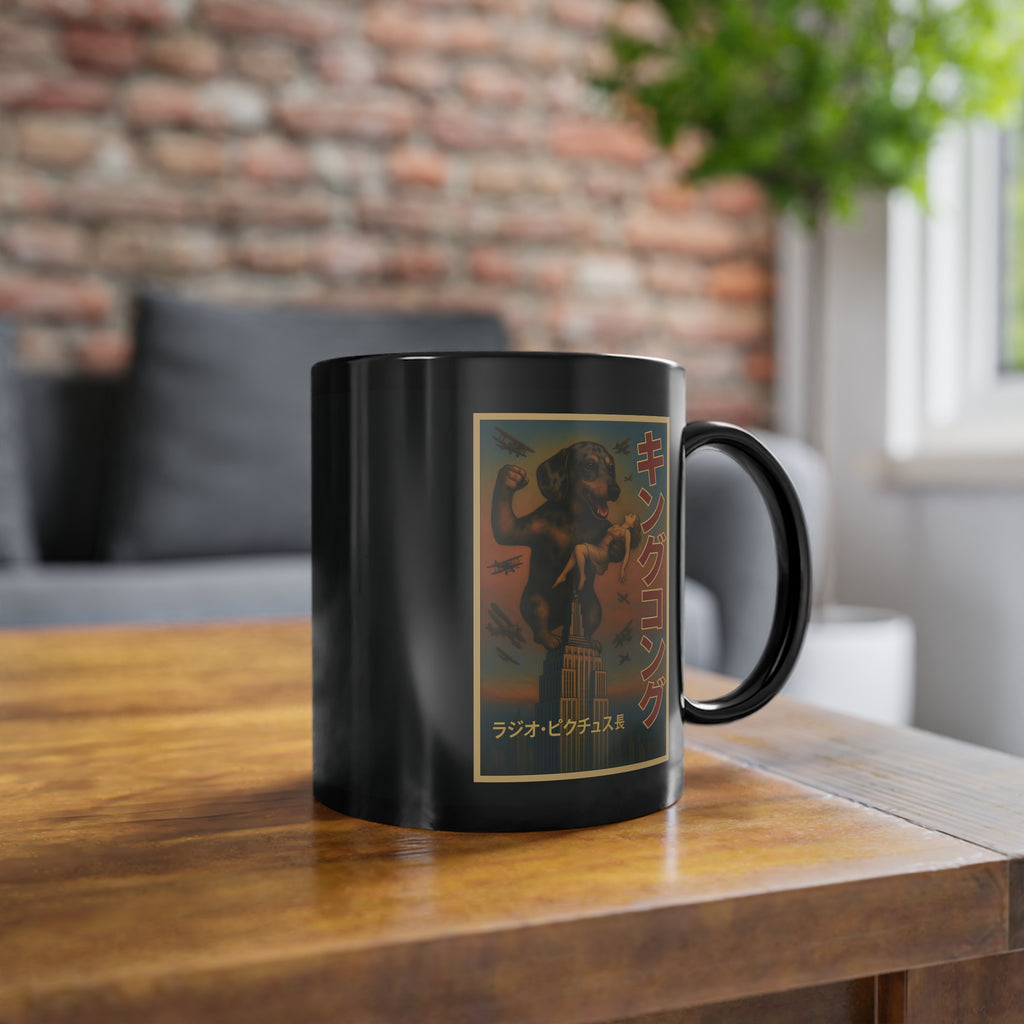 Tasse – Dackel Kong | Lustiger Kaffeebecher mit King Kong Parodie im Vintage-Stil