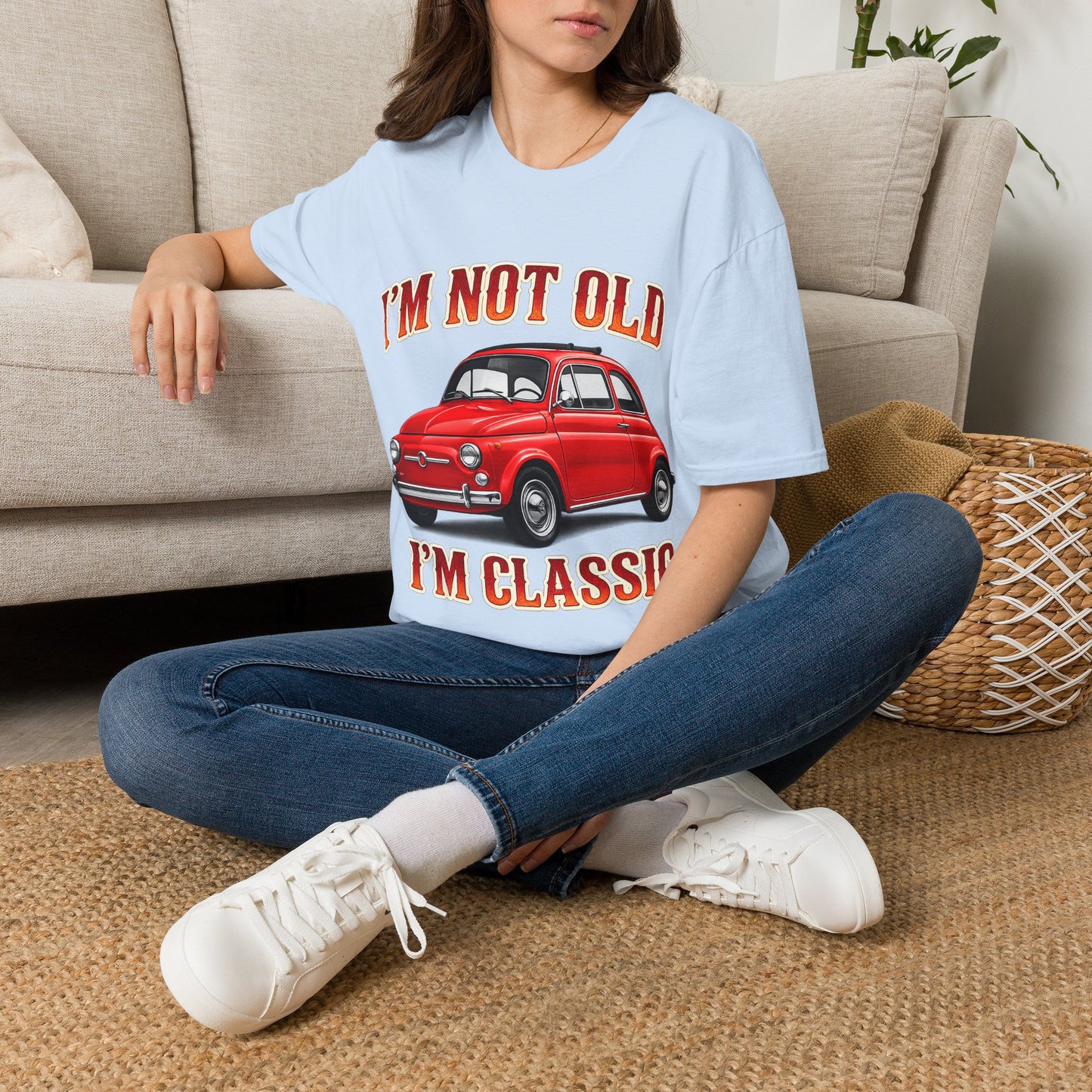 True Insights Retro T-Shirt mit rotem Oldtimer, lässiger Vintage Style im Fokus