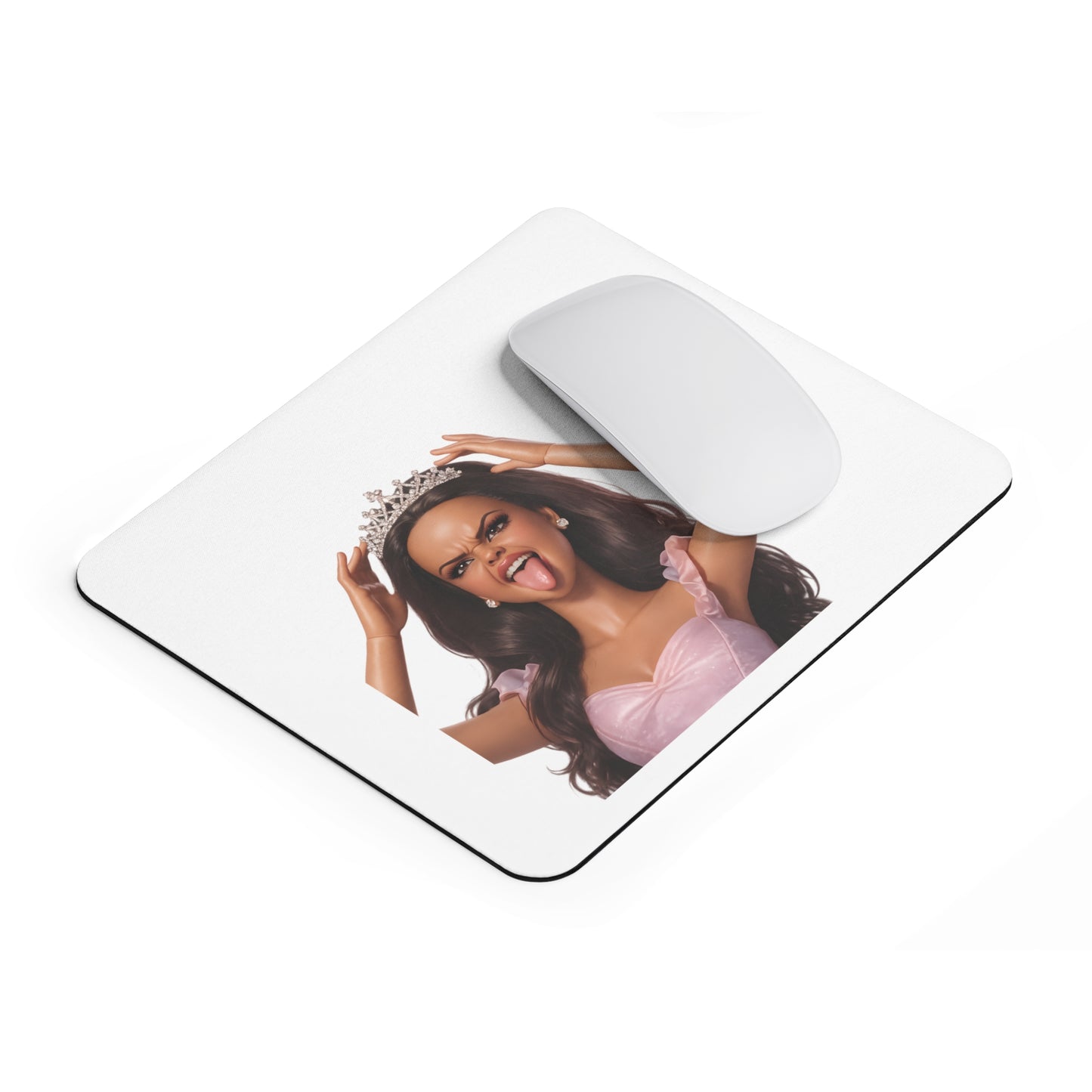 Barbicore Mauspad – Edgy Puppe mit Krone & Grimasse | Lustiges Mousepad fürs Büro & Home-Office Geschenk