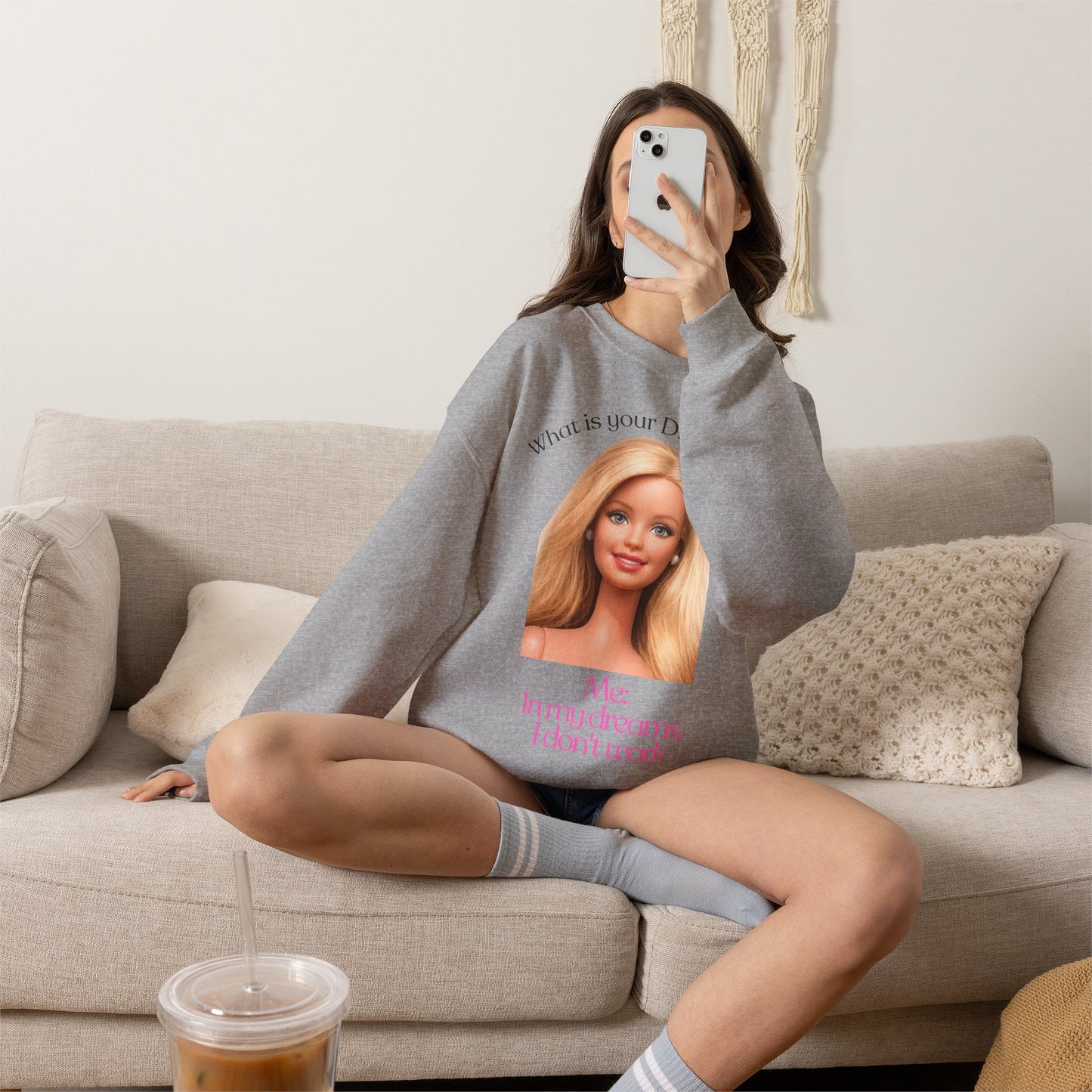 Lustiges Sweatshirt 'In my dreams I don't work' - Anti-Arbeit Spruch Pullover für Faulenzer & Büromuffel