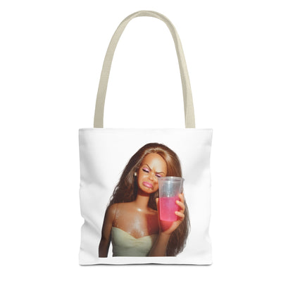 Doll Meme Barbicore Tote Bag – Lustige Puppe mit Pink Drink, Trendy Aesthetic Stoffbeutel für Fans