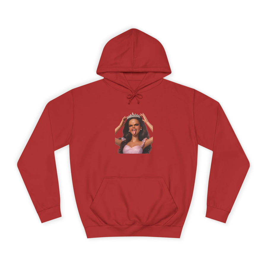 True Insights Barbicore Prinzessin Hoodie – Freches Puppen-Motiv mit Krone und Zunge raus in Fire Red