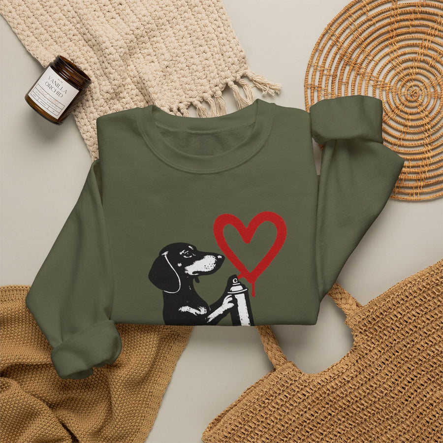 True Insights Dackel mit Sprühdose Sweatshirt – Street-Art-Graffiti-Motiv mit Herz