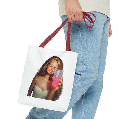 Doll Meme Barbicore Tote Bag – Lustige Puppe mit Pink Drink, Trendy Aesthetic Stoffbeutel für Fans