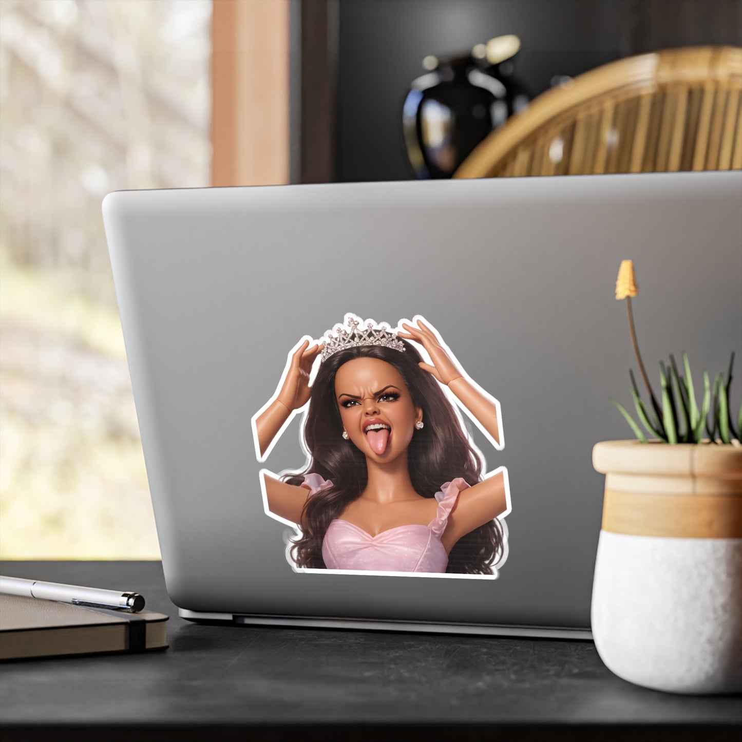 Barbicore Sticker – Diva Puppe mit Krone & Zunge raus | Lustiger Aufkleber für Laptop, Trinkflasche & mehr